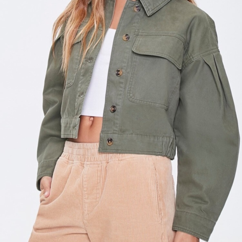Olive green cropped jacket( NEVER WORN)